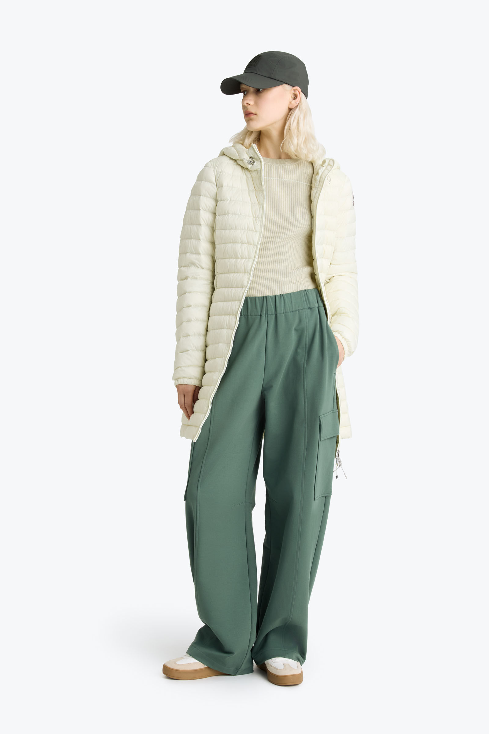 MEREDITH - HOODIE DAUNENJACKE