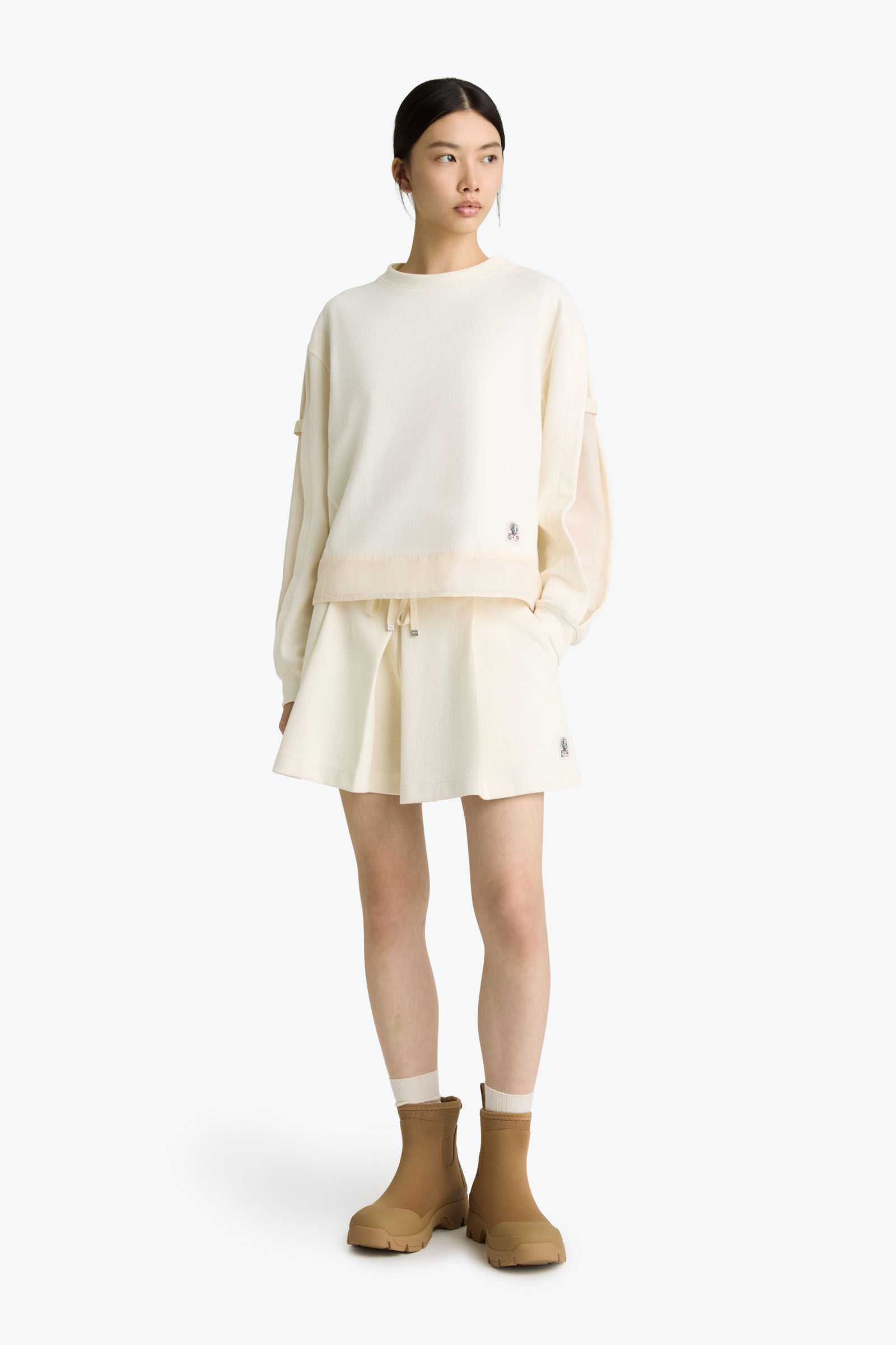REONA - CREWNECK SWEATSHIRT